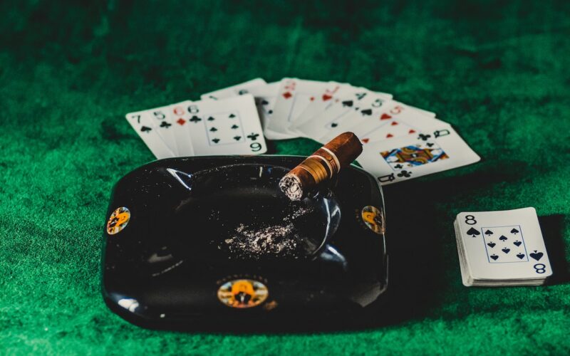 Vad är skillnaden mellan ett nätcasino och ett landbaserat casino?